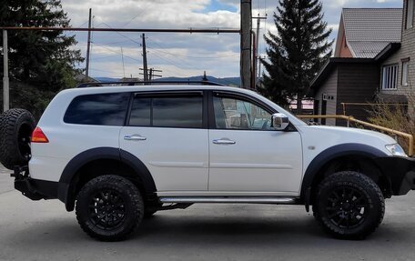 Mitsubishi Pajero Sport II рестайлинг, 2012 год, 2 600 000 рублей, 6 фотография