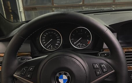 BMW 5 серия, 2007 год, 1 300 000 рублей, 10 фотография