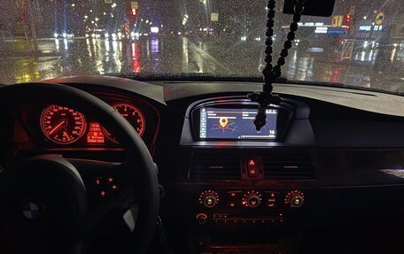 BMW 5 серия, 2007 год, 1 300 000 рублей, 15 фотография