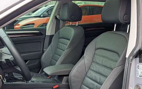 Volkswagen Passat CC, 2022 год, 4 225 000 рублей, 8 фотография