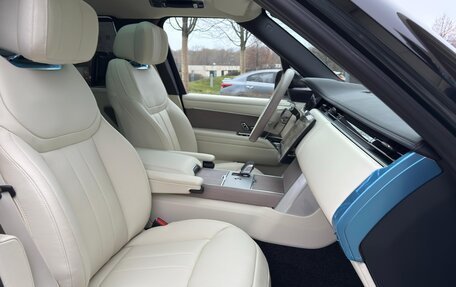 Land Rover Range Rover IV рестайлинг, 2025 год, 26 500 000 рублей, 24 фотография