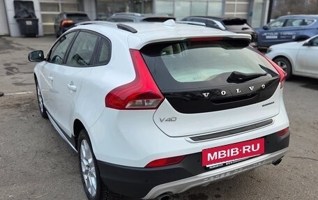 Volvo V40 Cross Country I, 2018 год, 2 500 000 рублей, 3 фотография