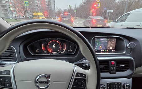 Volvo V40 Cross Country I, 2018 год, 2 500 000 рублей, 14 фотография