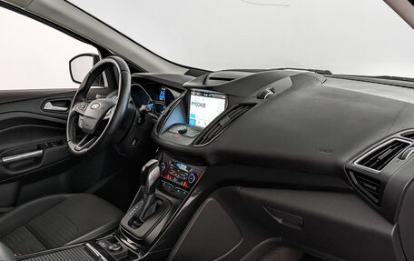 Mitsubishi Outlander III рестайлинг 3, 2019 год, 1 999 000 рублей, 13 фотография