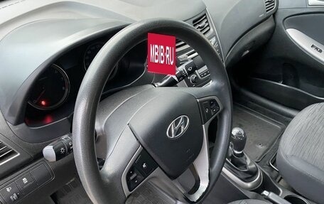 Hyundai Solaris II рестайлинг, 2016 год, 969 000 рублей, 14 фотография