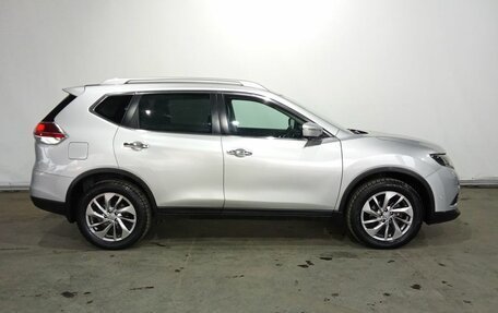 Nissan X-Trail, 2017 год, 2 390 000 рублей, 8 фотография