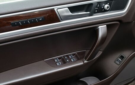 Volkswagen Touareg III, 2017 год, 2 790 000 рублей, 14 фотография