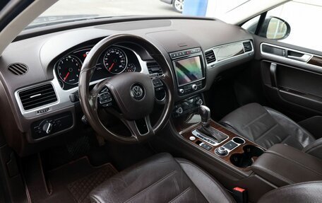 Volkswagen Touareg III, 2017 год, 2 790 000 рублей, 10 фотография