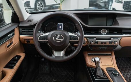 Lexus ES VII, 2017 год, 2 849 000 рублей, 11 фотография