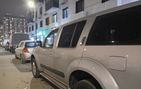 Nissan Pathfinder, 2005 год, 800 000 рублей, 16 фотография