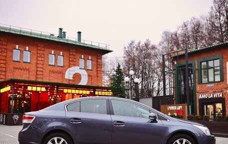 Toyota Avensis III рестайлинг, 2011 год, 990 000 рублей, 4 фотография