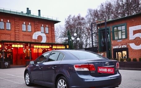 Toyota Avensis III рестайлинг, 2011 год, 990 000 рублей, 7 фотография