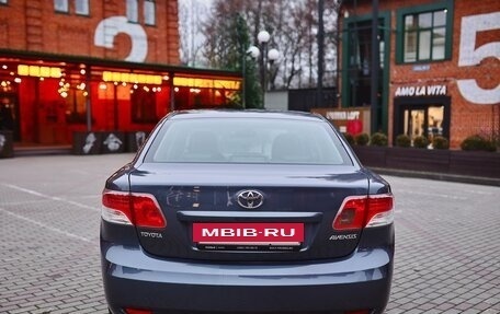 Toyota Avensis III рестайлинг, 2011 год, 990 000 рублей, 6 фотография