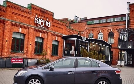 Toyota Avensis III рестайлинг, 2011 год, 990 000 рублей, 8 фотография