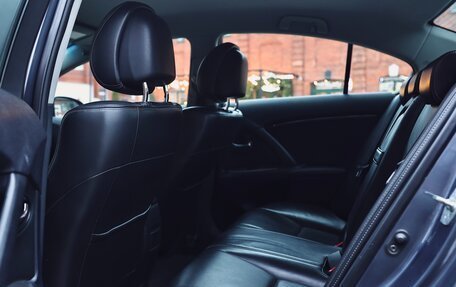 Toyota Avensis III рестайлинг, 2011 год, 990 000 рублей, 25 фотография