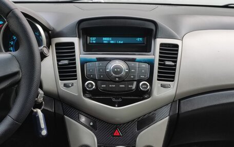 Chevrolet Cruze II, 2011 год, 675 000 рублей, 10 фотография