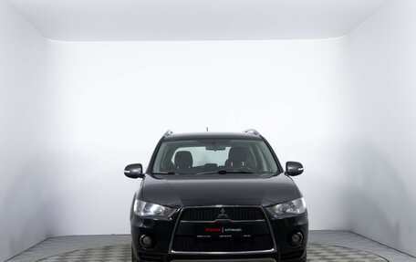 Mitsubishi Outlander III рестайлинг 3, 2010 год, 915 000 рублей, 2 фотография