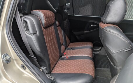 Toyota RAV4, 2006 год, 899 000 рублей, 15 фотография