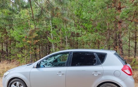 KIA cee'd I рестайлинг, 2011 год, 650 000 рублей, 7 фотография