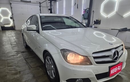 Mercedes-Benz C-Класс, 2012 год, 1 900 000 рублей, 1 фотография