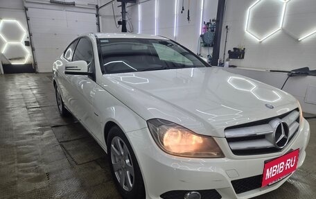 Mercedes-Benz C-Класс, 2012 год, 1 900 000 рублей, 4 фотография