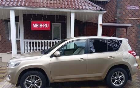 Toyota RAV4, 2010 год, 1 300 000 рублей, 4 фотография