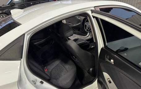 Hyundai Solaris II рестайлинг, 2015 год, 769 000 рублей, 8 фотография