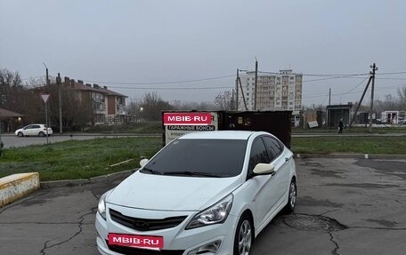 Hyundai Solaris II рестайлинг, 2015 год, 769 000 рублей, 2 фотография