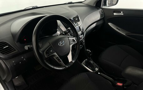 Hyundai Solaris II рестайлинг, 2015 год, 1 247 000 рублей, 14 фотография