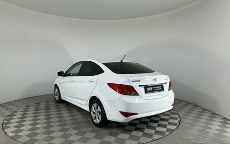 Hyundai Solaris II рестайлинг, 2015 год, 1 247 000 рублей, 7 фотография