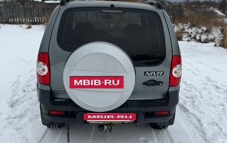 Chevrolet Niva I рестайлинг, 2010 год, 500 000 рублей, 6 фотография