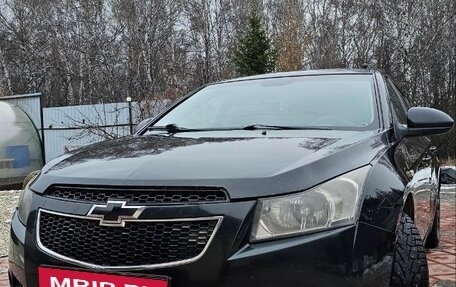 Chevrolet Cruze II, 2010 год, 590 000 рублей, 10 фотография