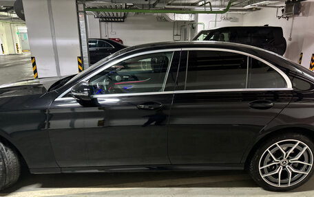 Mercedes-Benz E-Класс, 2020 год, 4 350 000 рублей, 3 фотография