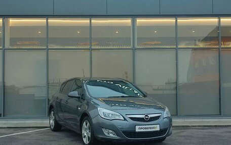 Opel Astra J, 2011 год, 579 000 рублей, 2 фотография