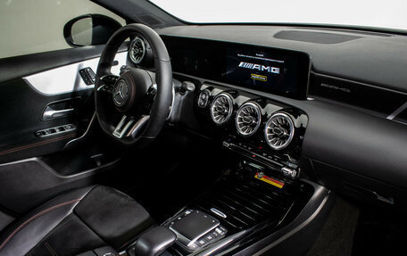 Mercedes-Benz A-Класс AMG, 2021 год, 3 770 000 рублей, 10 фотография