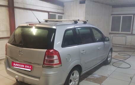 Opel Zafira B, 2013 год, 1 050 000 рублей, 8 фотография