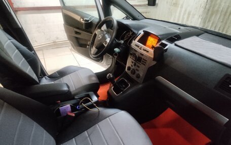 Opel Zafira B, 2013 год, 1 050 000 рублей, 20 фотография