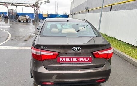 KIA Rio III рестайлинг, 2015 год, 1 000 000 рублей, 2 фотография