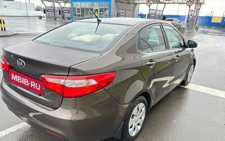 KIA Rio III рестайлинг, 2015 год, 1 000 000 рублей, 8 фотография