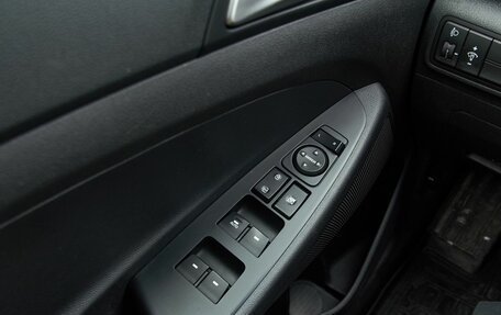 Hyundai Tucson III, 2018 год, 2 410 000 рублей, 8 фотография