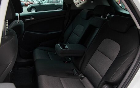 Hyundai Tucson III, 2018 год, 2 410 000 рублей, 12 фотография