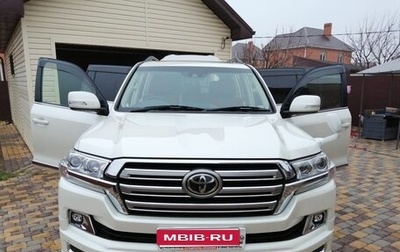 Toyota Land Cruiser 200, 2017 год, 7 500 000 рублей, 1 фотография