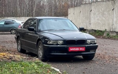 BMW 7 серия, 2001 год, 670 000 рублей, 1 фотография