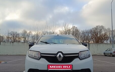 Renault Logan II, 2015 год, 750 000 рублей, 5 фотография