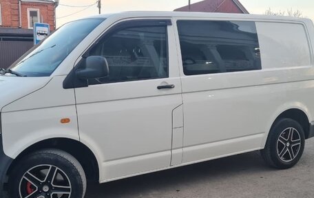 Volkswagen Transporter T5 рестайлинг, 2006 год, 1 300 000 рублей, 5 фотография