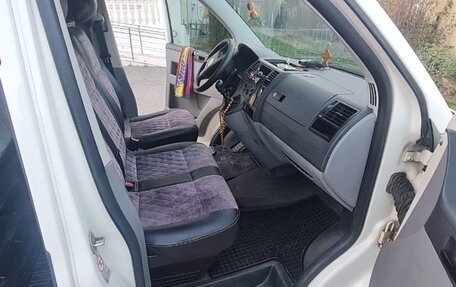 Volkswagen Transporter T5 рестайлинг, 2006 год, 1 300 000 рублей, 10 фотография