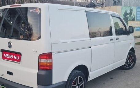 Volkswagen Transporter T5 рестайлинг, 2006 год, 1 300 000 рублей, 3 фотография