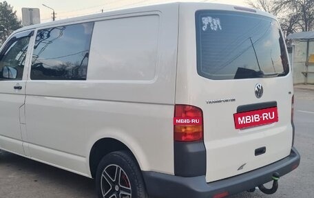 Volkswagen Transporter T5 рестайлинг, 2006 год, 1 300 000 рублей, 6 фотография