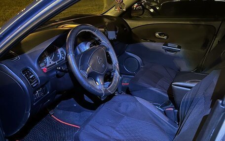 Mitsubishi Carisma I, 2003 год, 450 000 рублей, 13 фотография