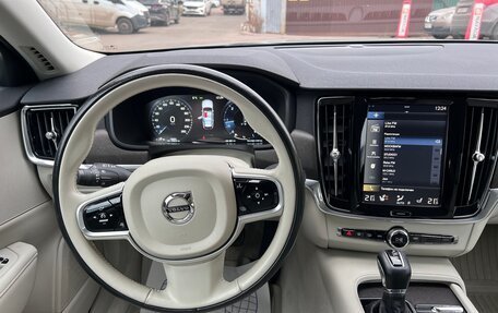 Volvo V90 Cross Country I рестайлинг, 2018 год, 3 495 000 рублей, 25 фотография